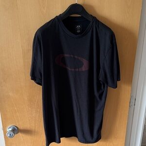 Oakley Men's Black Tee with Maroon Logo
